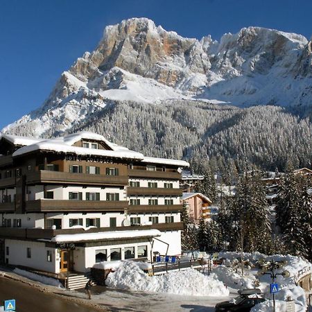 Hotel Colfosco San Martino Di Castrozza Eksteriør bilde