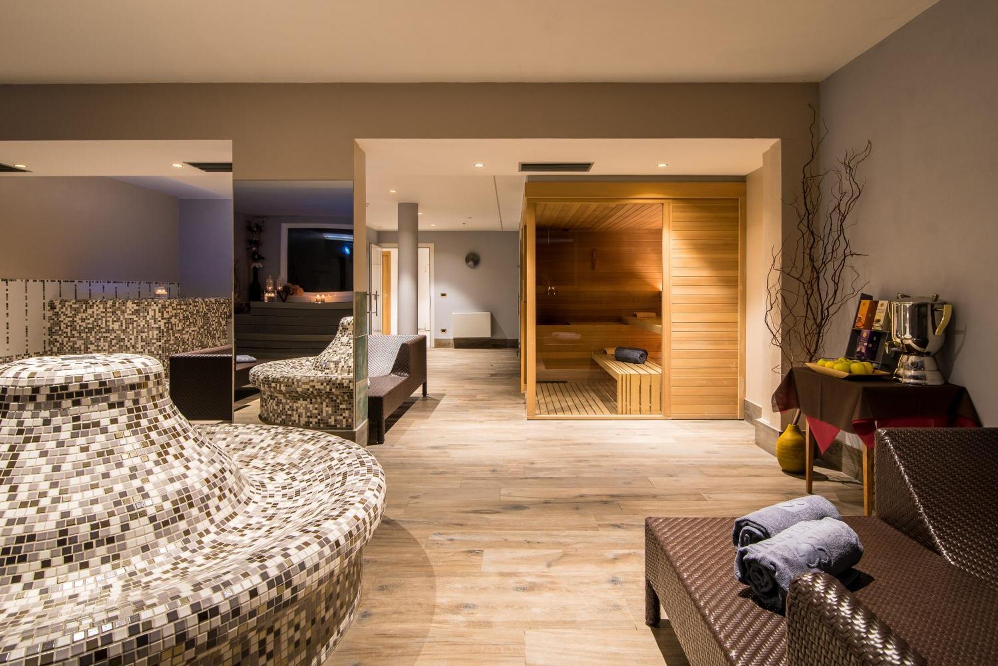 Hotel Colfosco San Martino Di Castrozza Eksteriør bilde