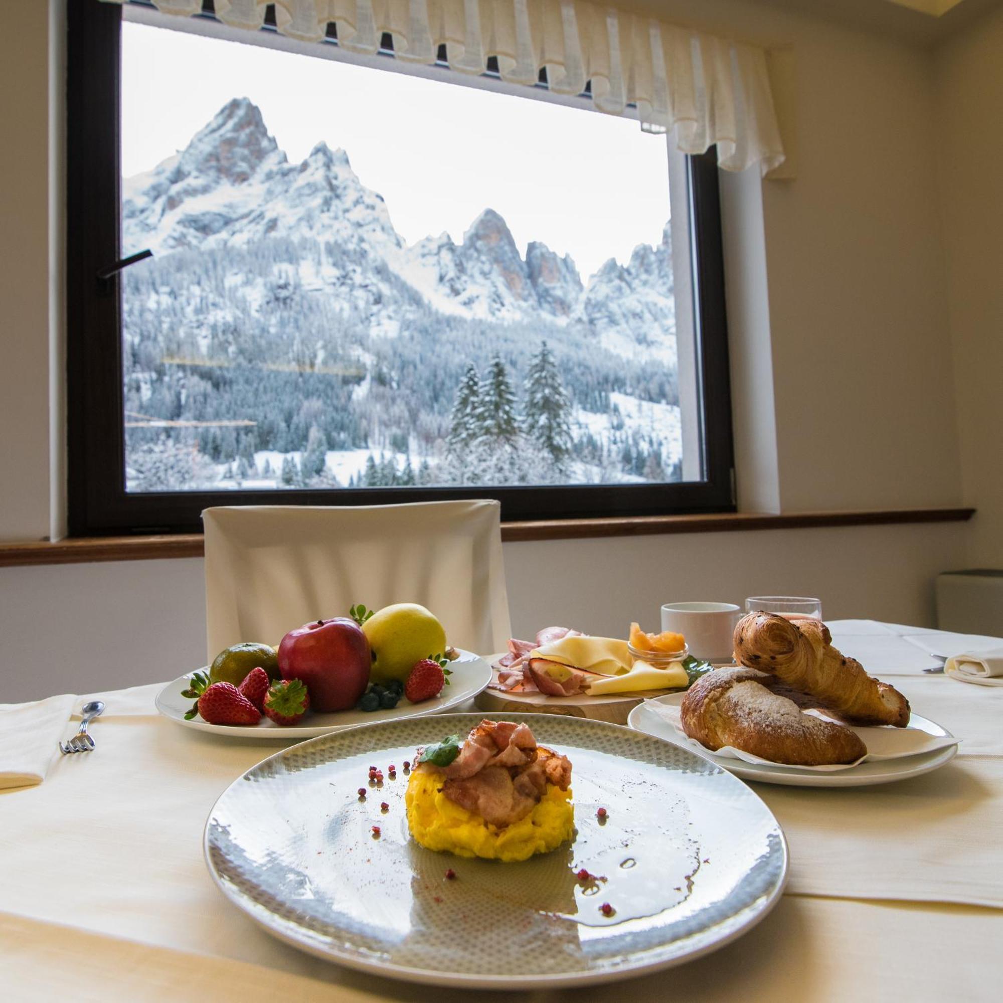 Hotel Colfosco San Martino Di Castrozza Eksteriør bilde