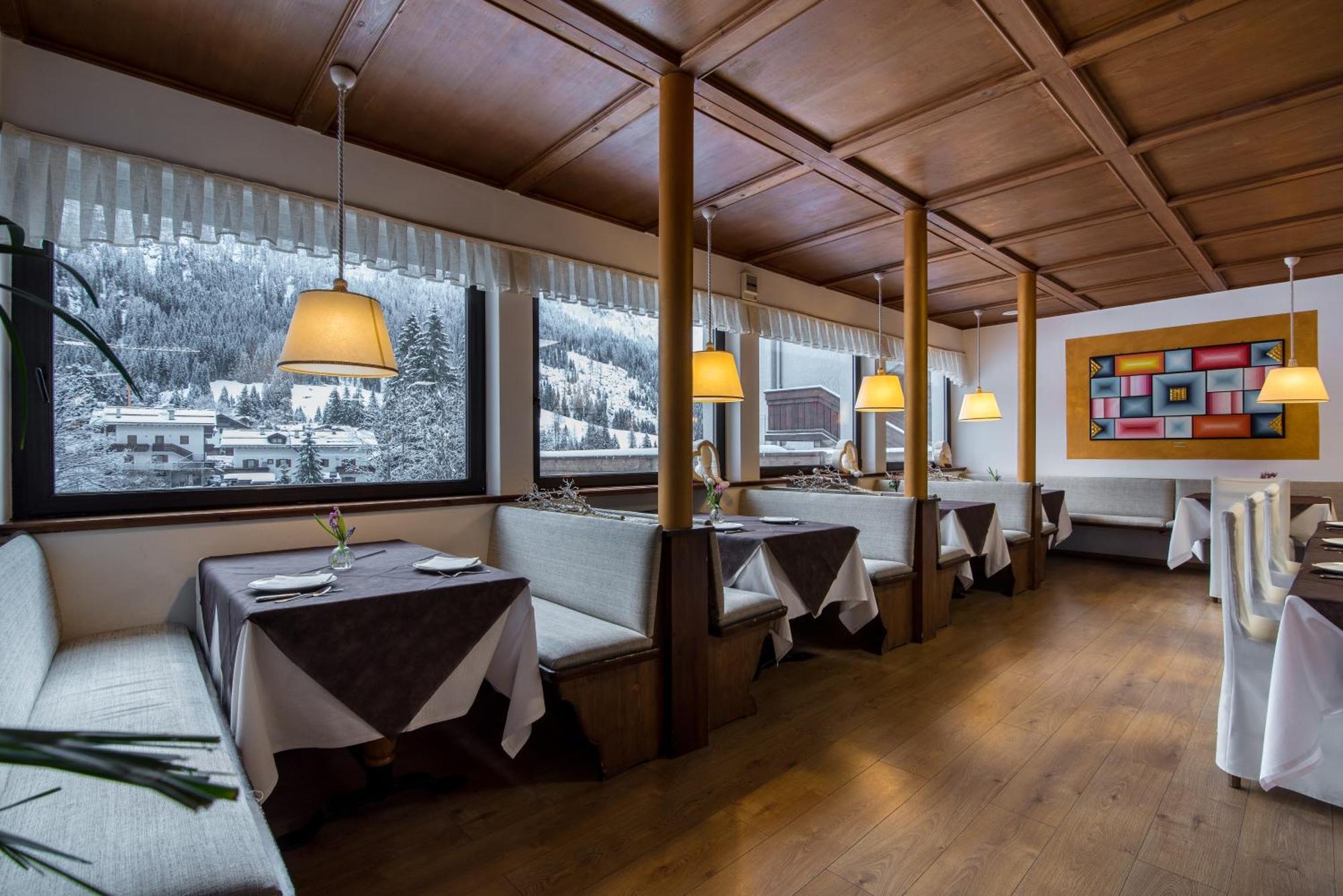 Hotel Colfosco San Martino Di Castrozza Eksteriør bilde
