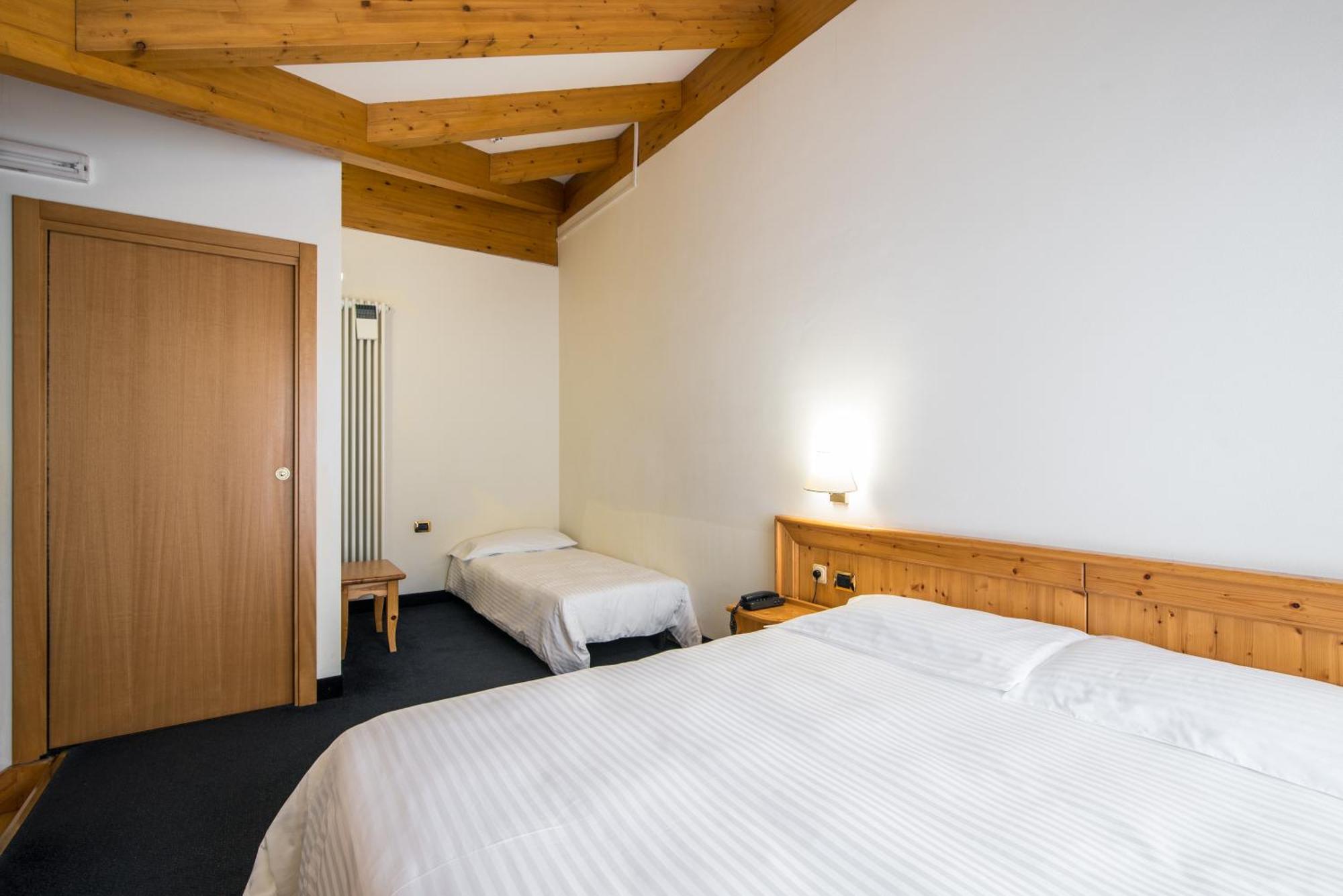 Hotel Colfosco San Martino Di Castrozza Rom bilde