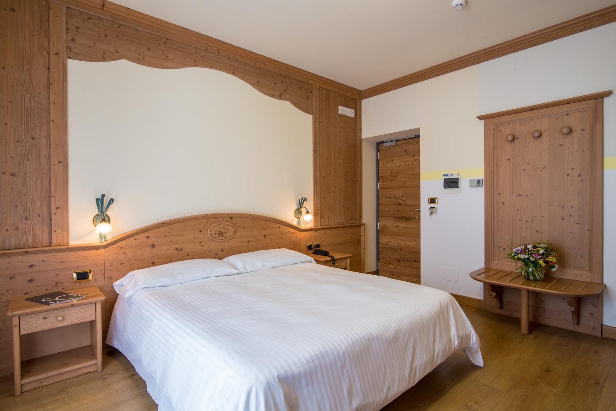 Hotel Colfosco San Martino Di Castrozza Rom bilde